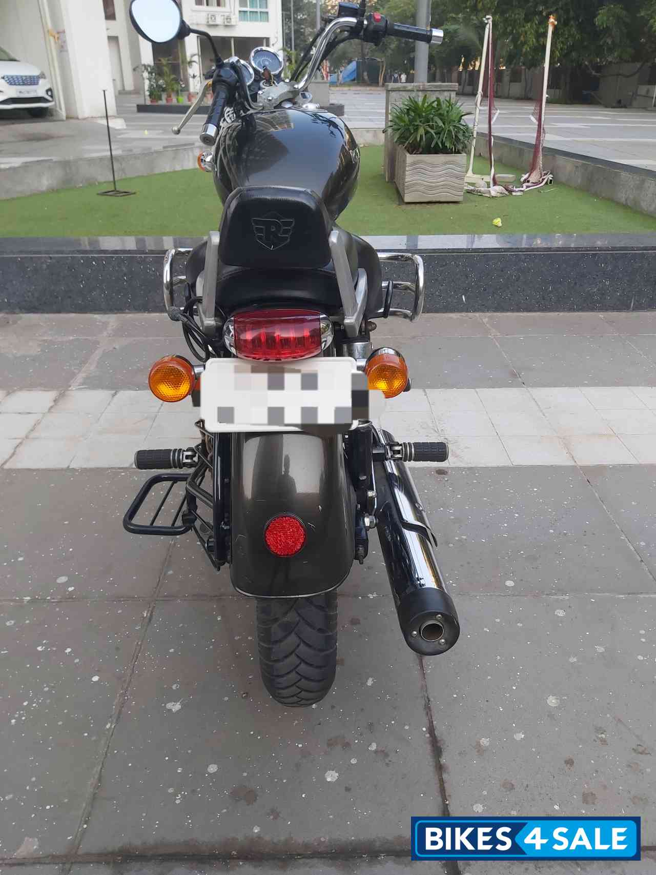 Royal Enfield Thunderbird 350 Royal Enfield Thunderbird 350