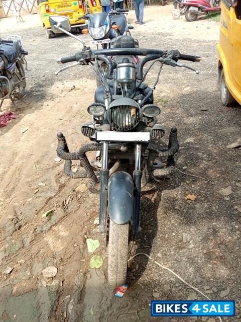 Bajaj Avenger