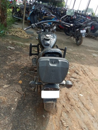 Bajaj Avenger