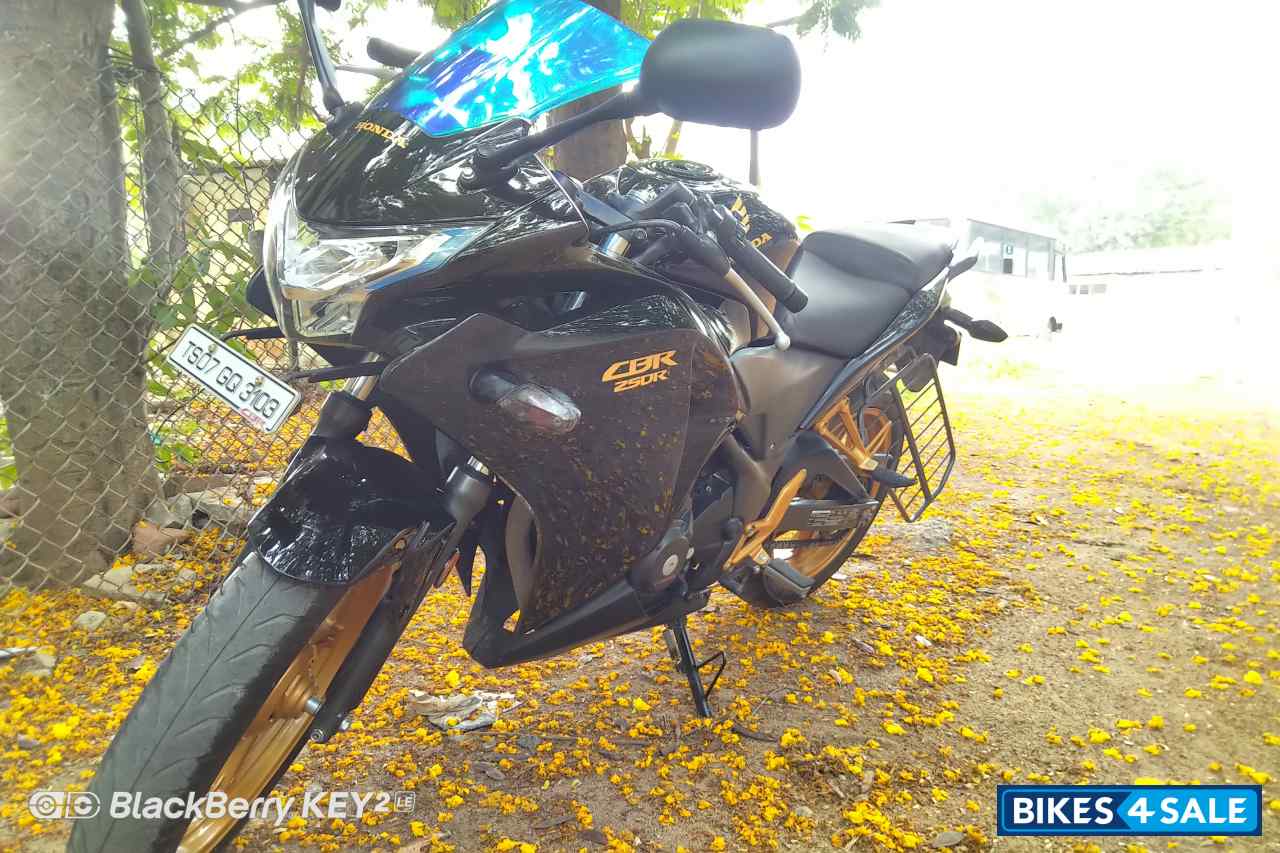 Modified,metallic Black And Cr Honda CBR 250R