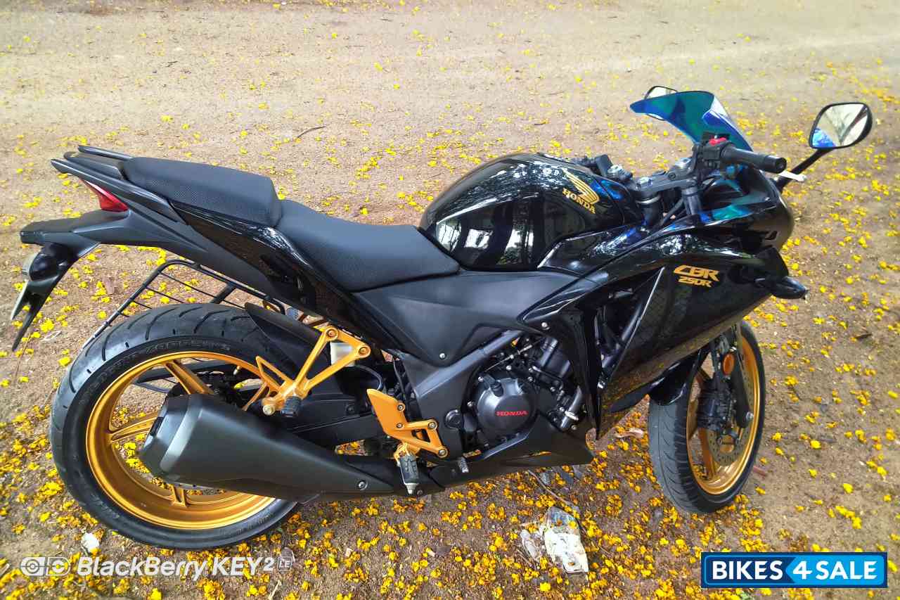 Modified,metallic Black And Cr Honda CBR 250R