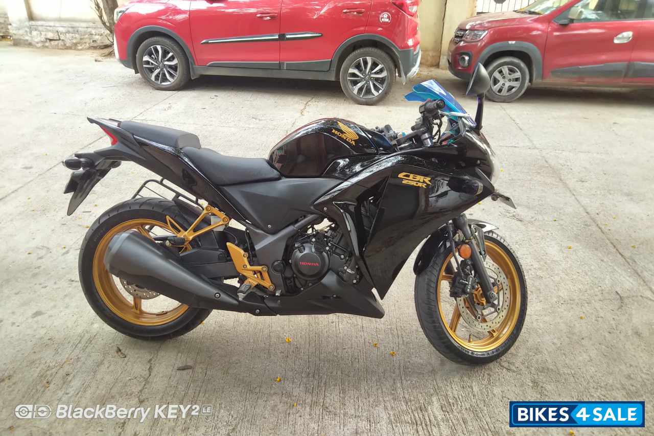 Modified,metallic Black And Cr Honda CBR 250R