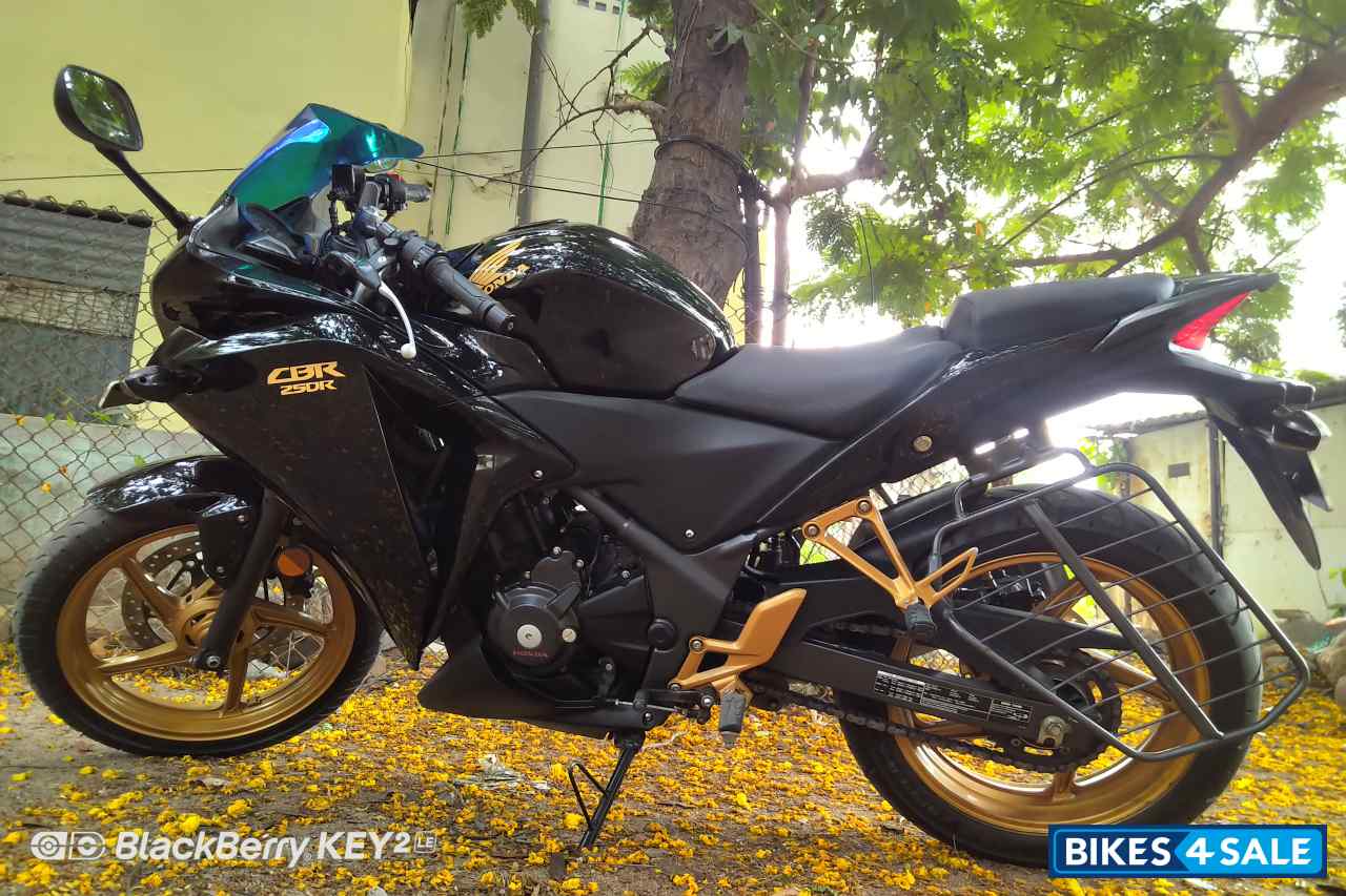Modified,metallic Black And Cr Honda CBR 250R
