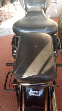 Black Royal Enfield Bullet Standard 350