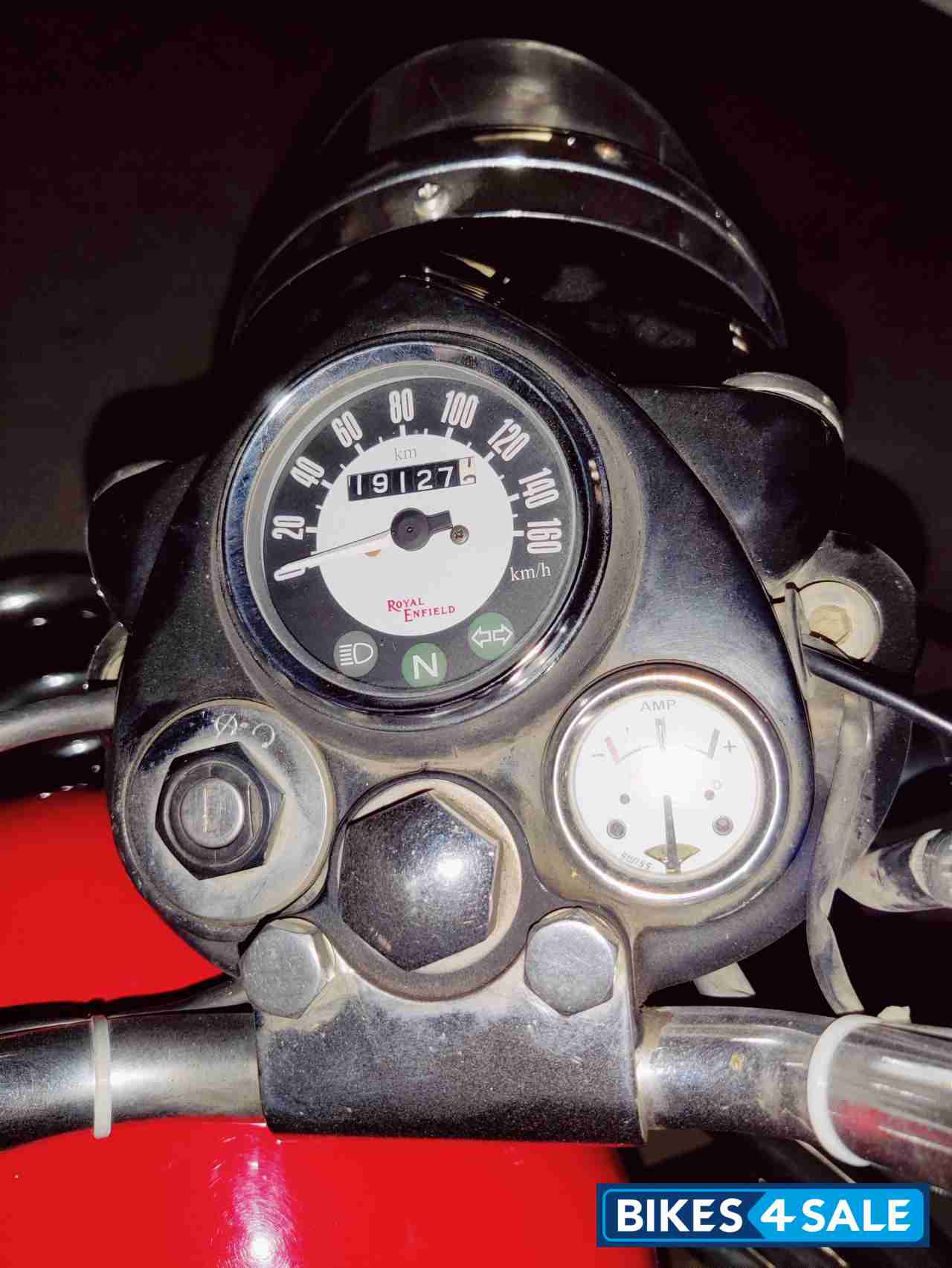 Black Royal Enfield Classic 350 Black Royal Enfield Classic 350