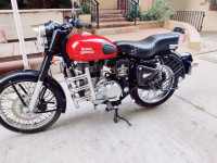 Black Royal Enfield Classic 350