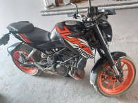 KTM Duke 125
