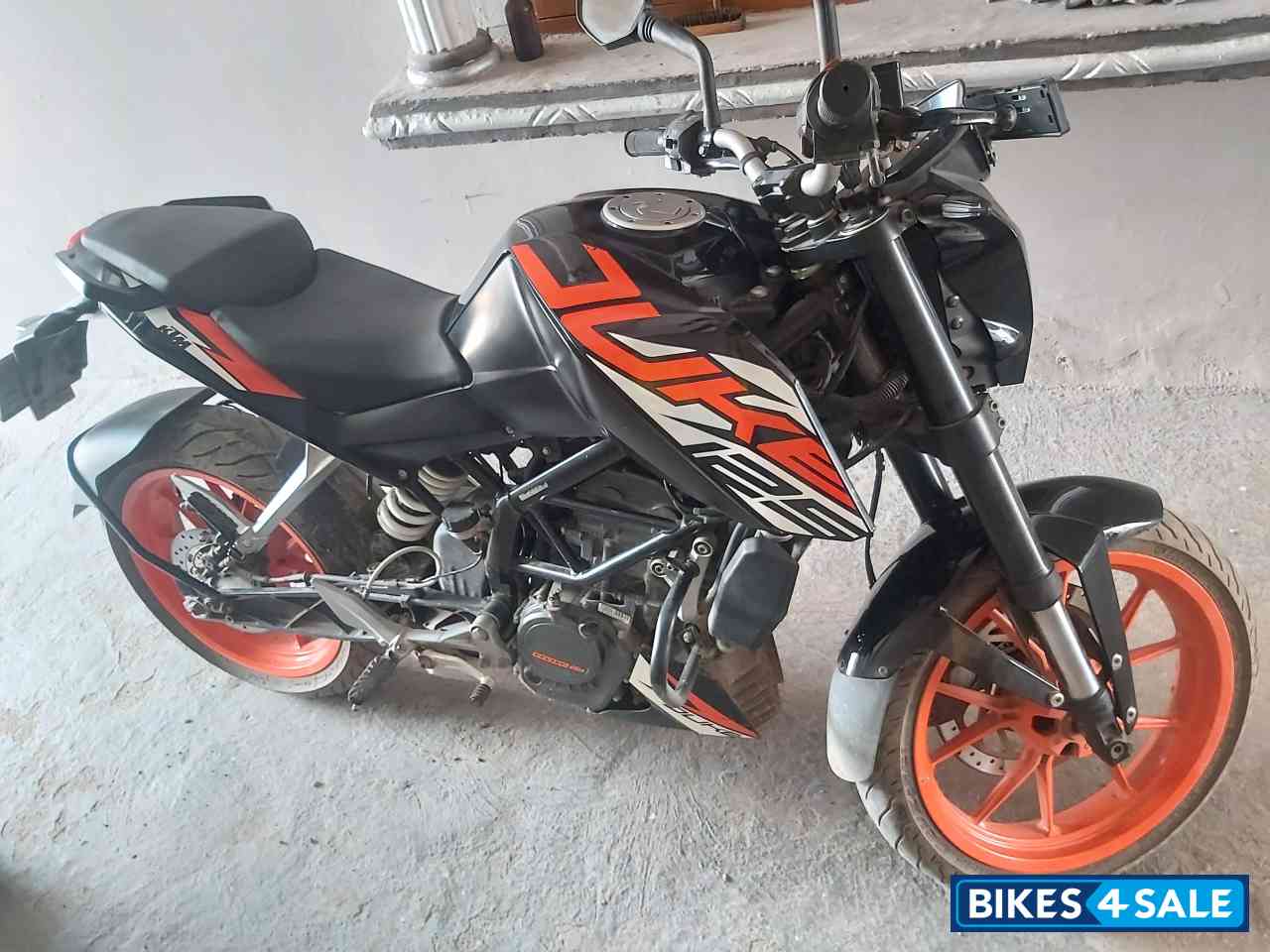 KTM Duke 125