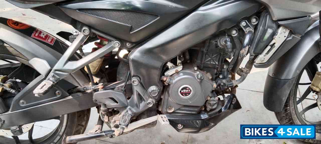 Black Bajaj Pulsar 200 NS ABS