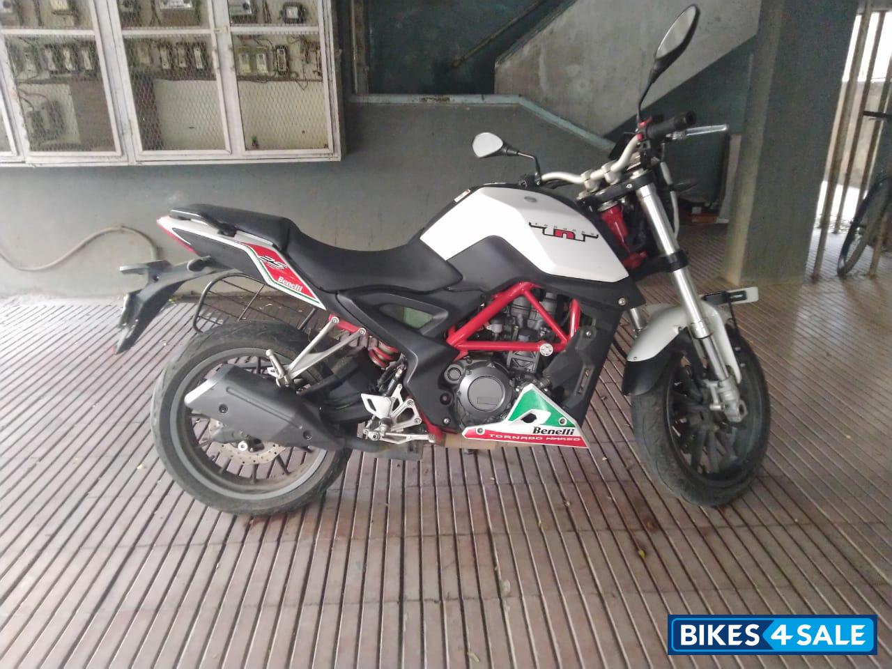 White For Benelli Benelli TNT 25