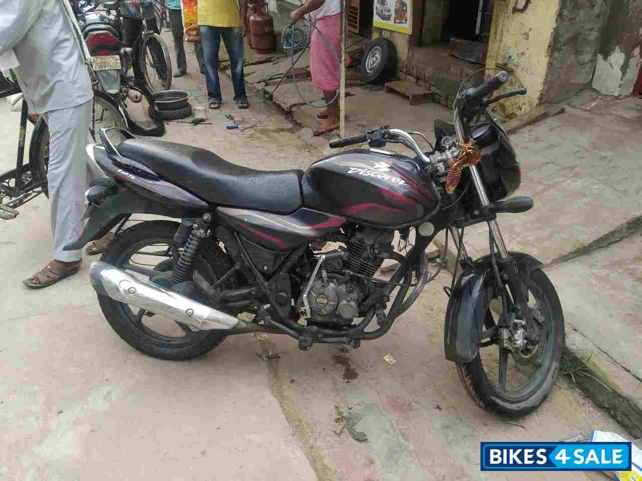 Bajaj Discover 125