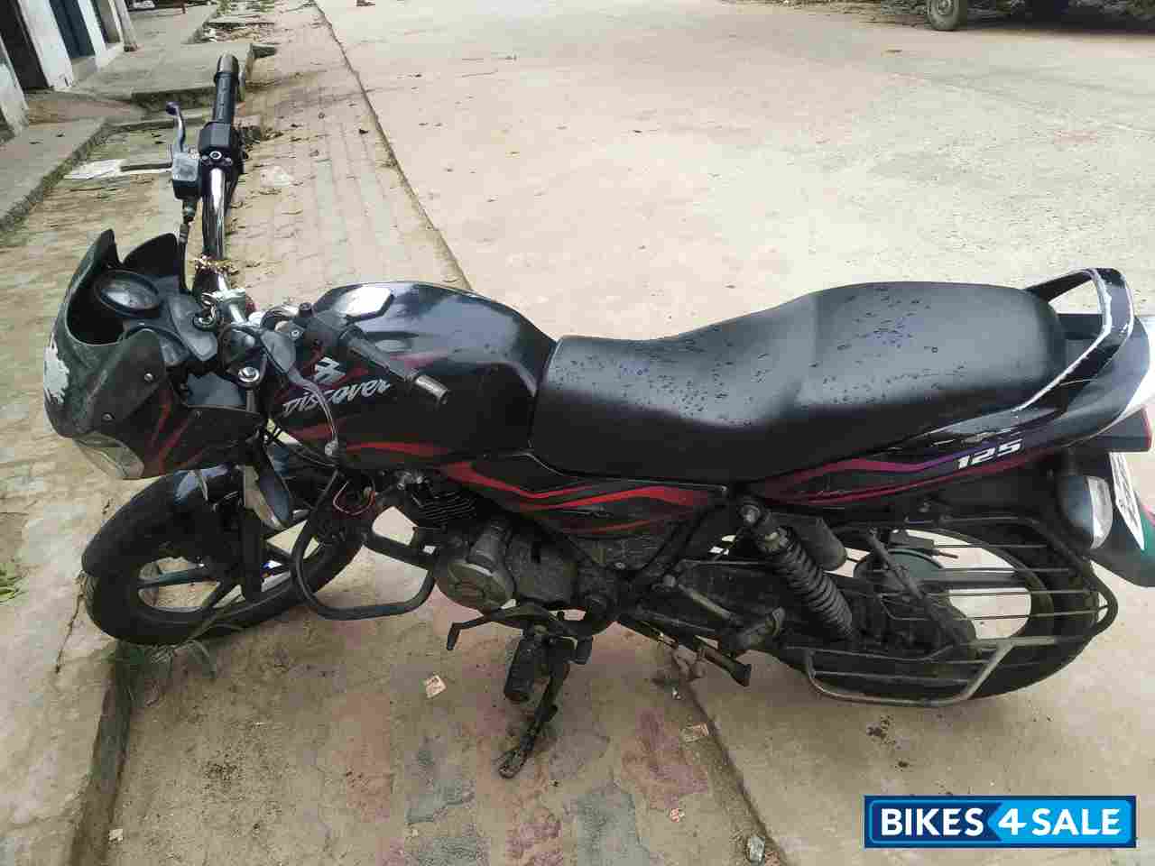 Bajaj Discover 125
