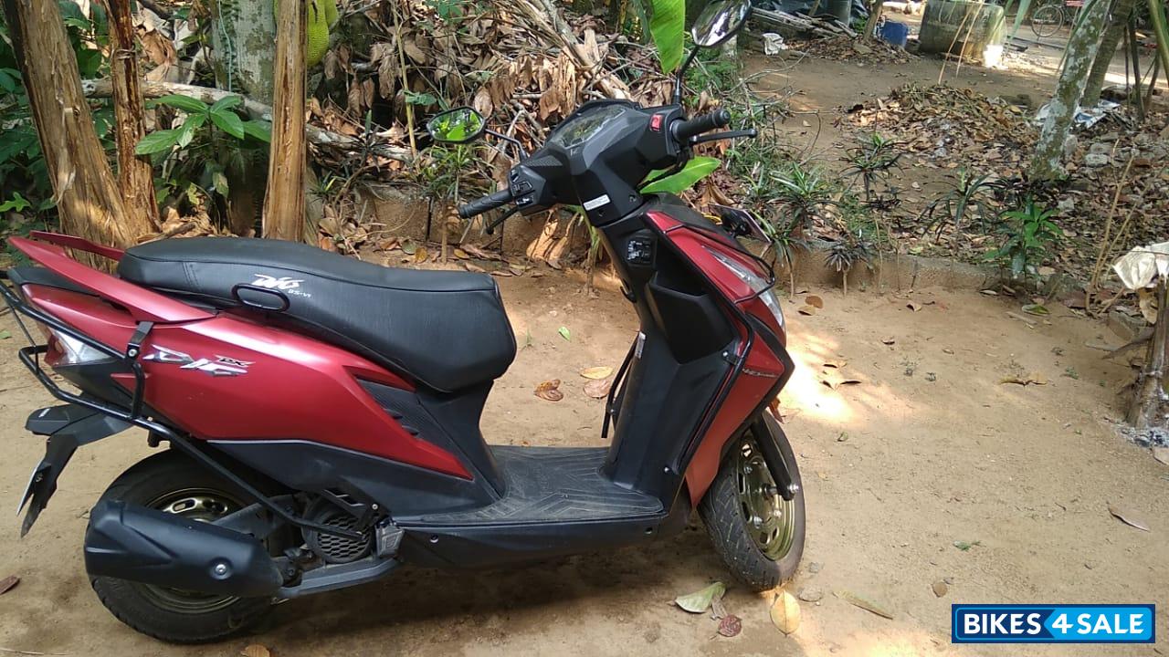 Red Honda Dio BS6