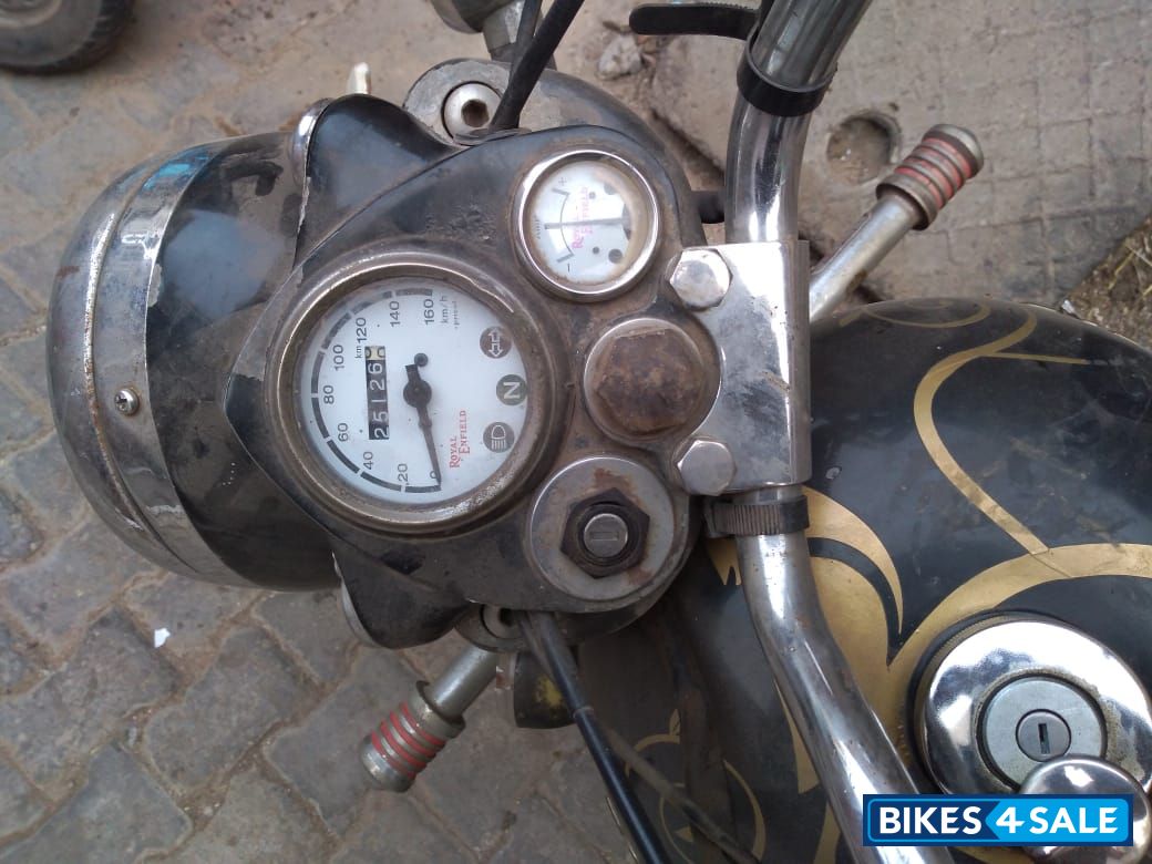 Black Royal Enfield Bullet Standard 500