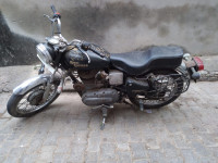 Black Royal Enfield Bullet Standard 500
