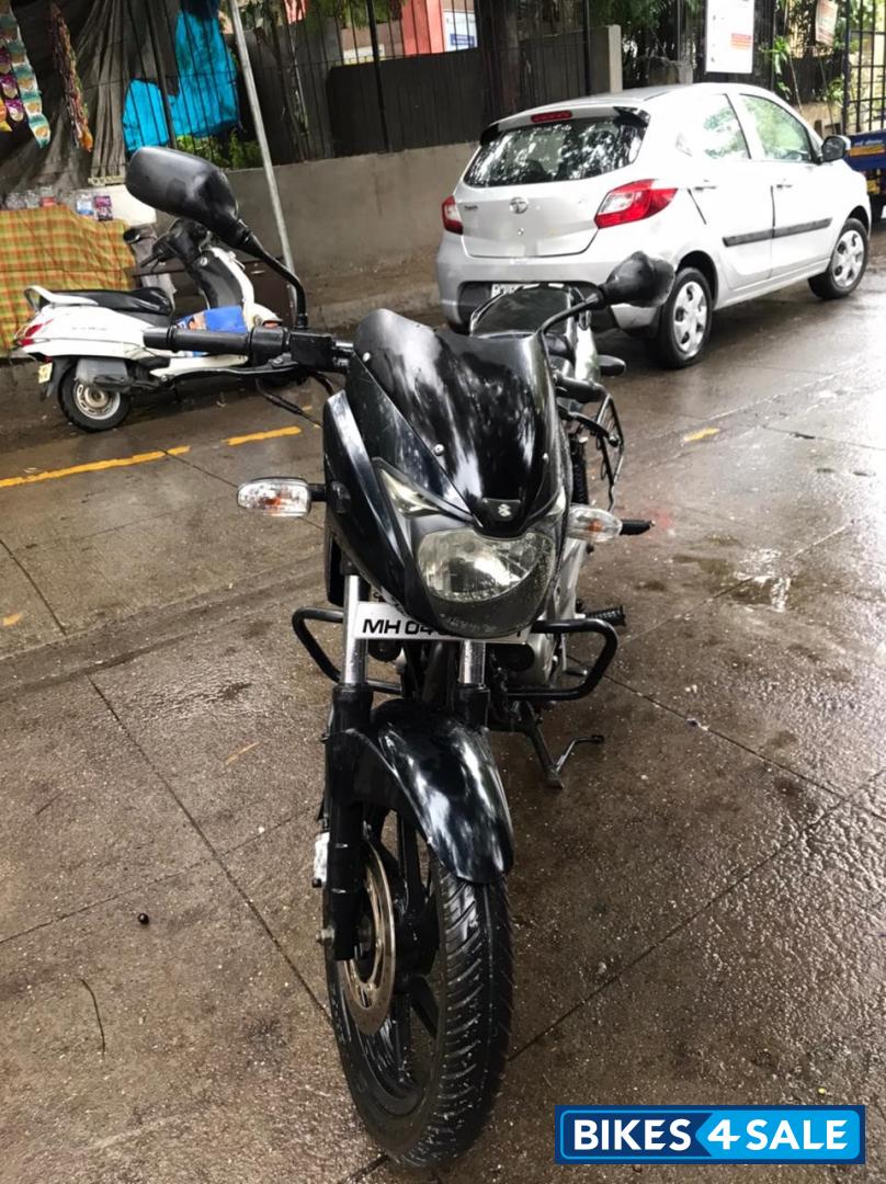 Black Bajaj Pulsar 180