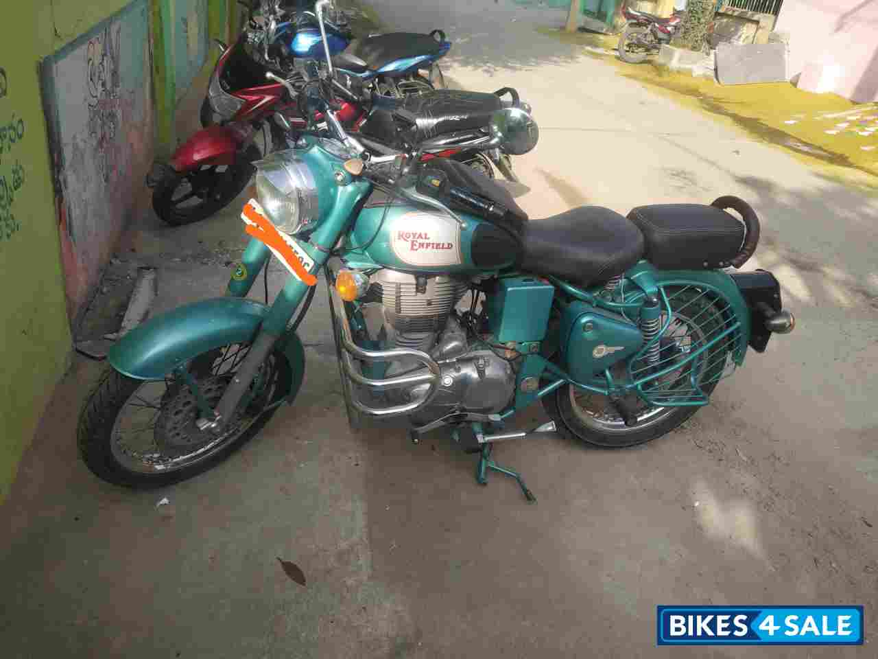 Tourquise Green Royal Enfield Classic 500