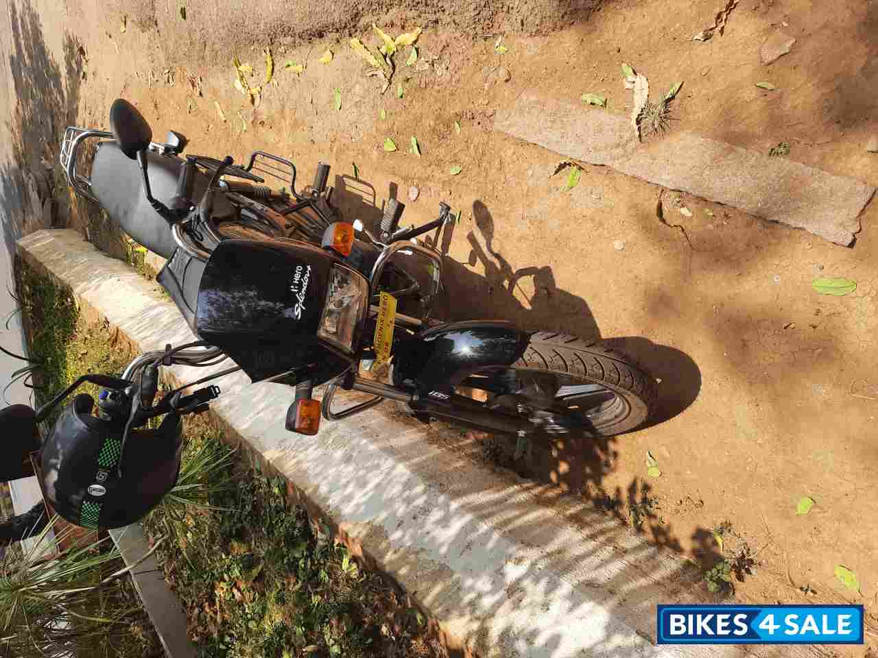 All Black Hero Splendor Plus BS6