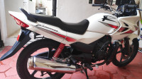 White Hero Karizma R