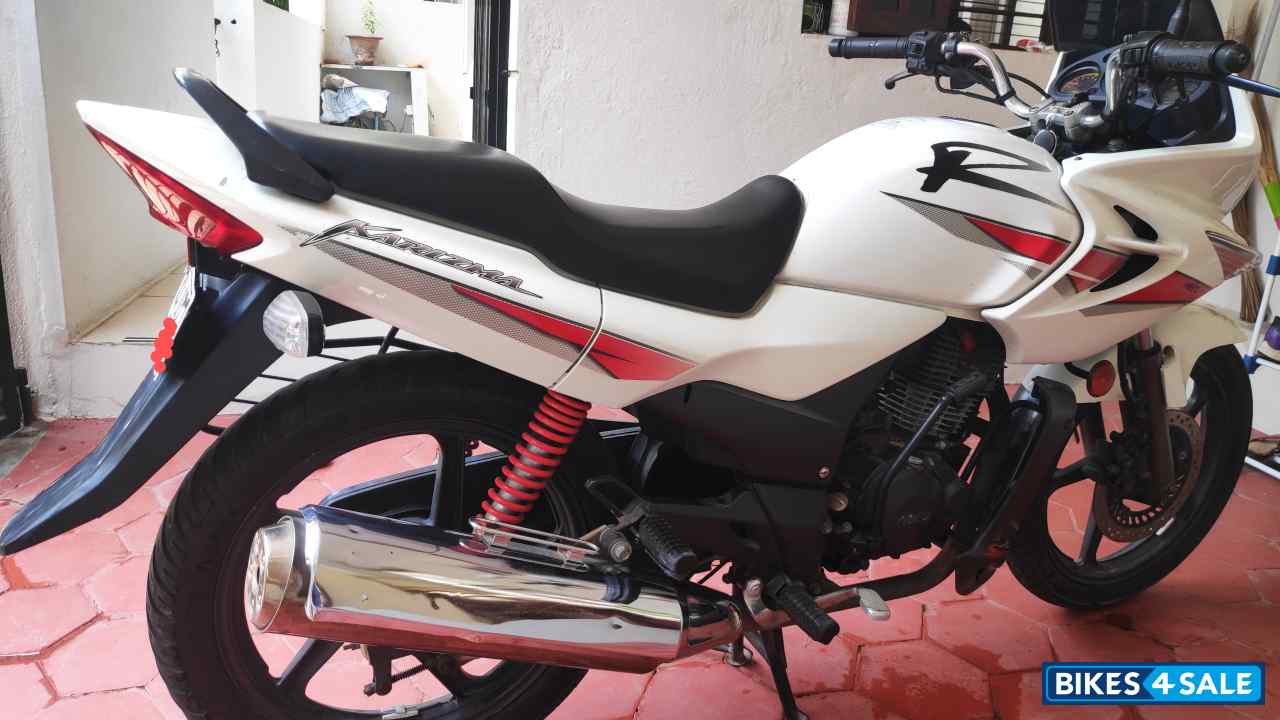 White Hero Karizma R White Hero Karizma R