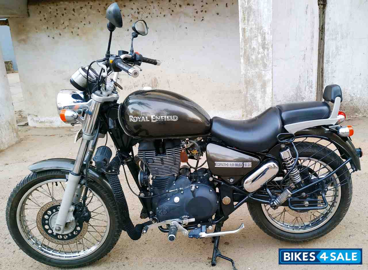 Lighting Royal Enfield Thunderbird 350