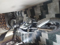 Pearl White TVS Apache RTR 200 4V