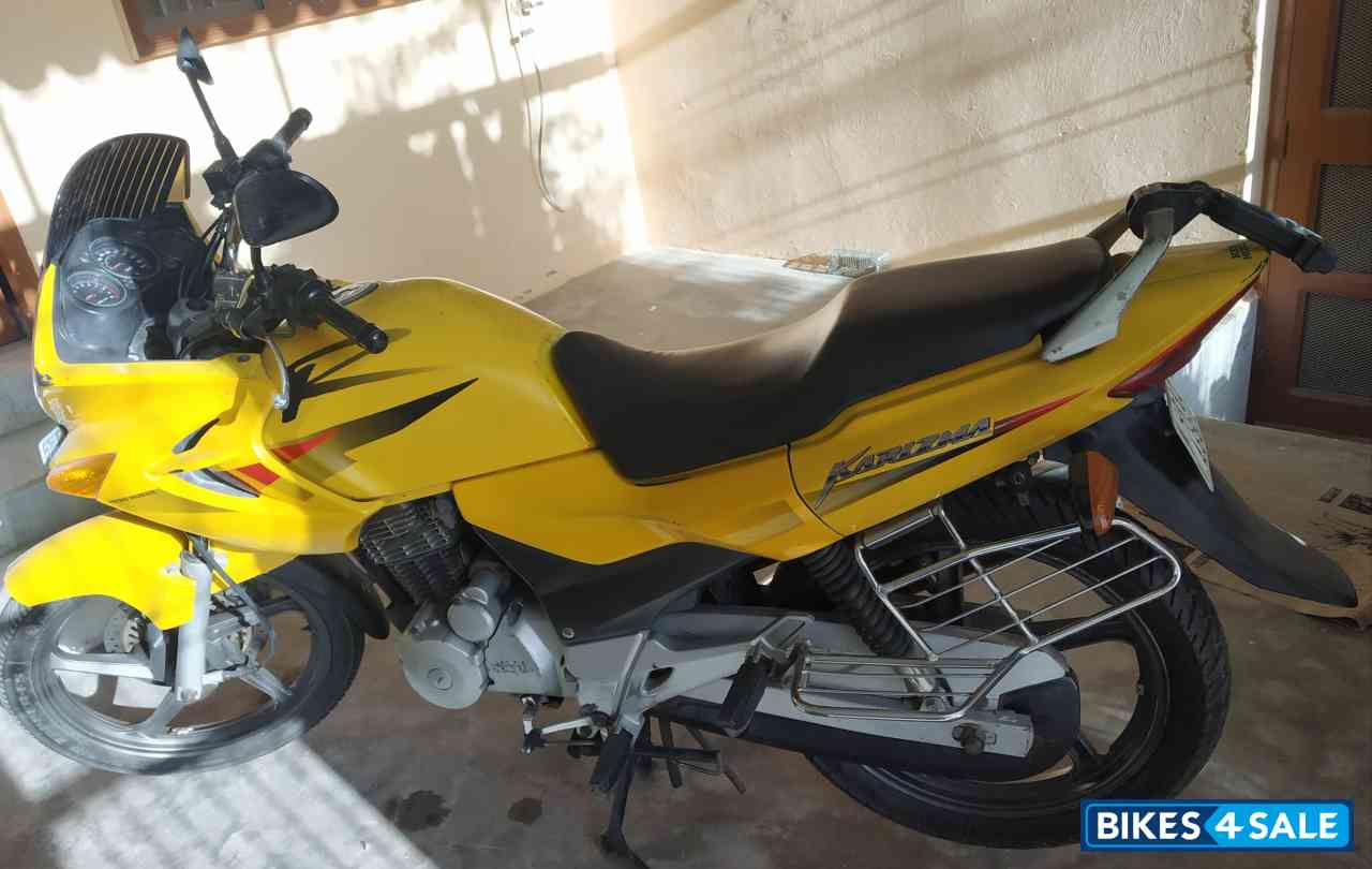 Yellow Hero Karizma