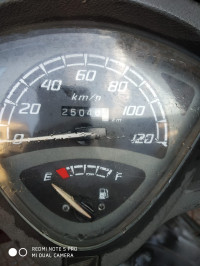 Maroon Honda Aviator