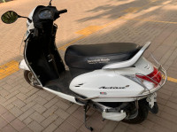 White Honda Activa 5G
