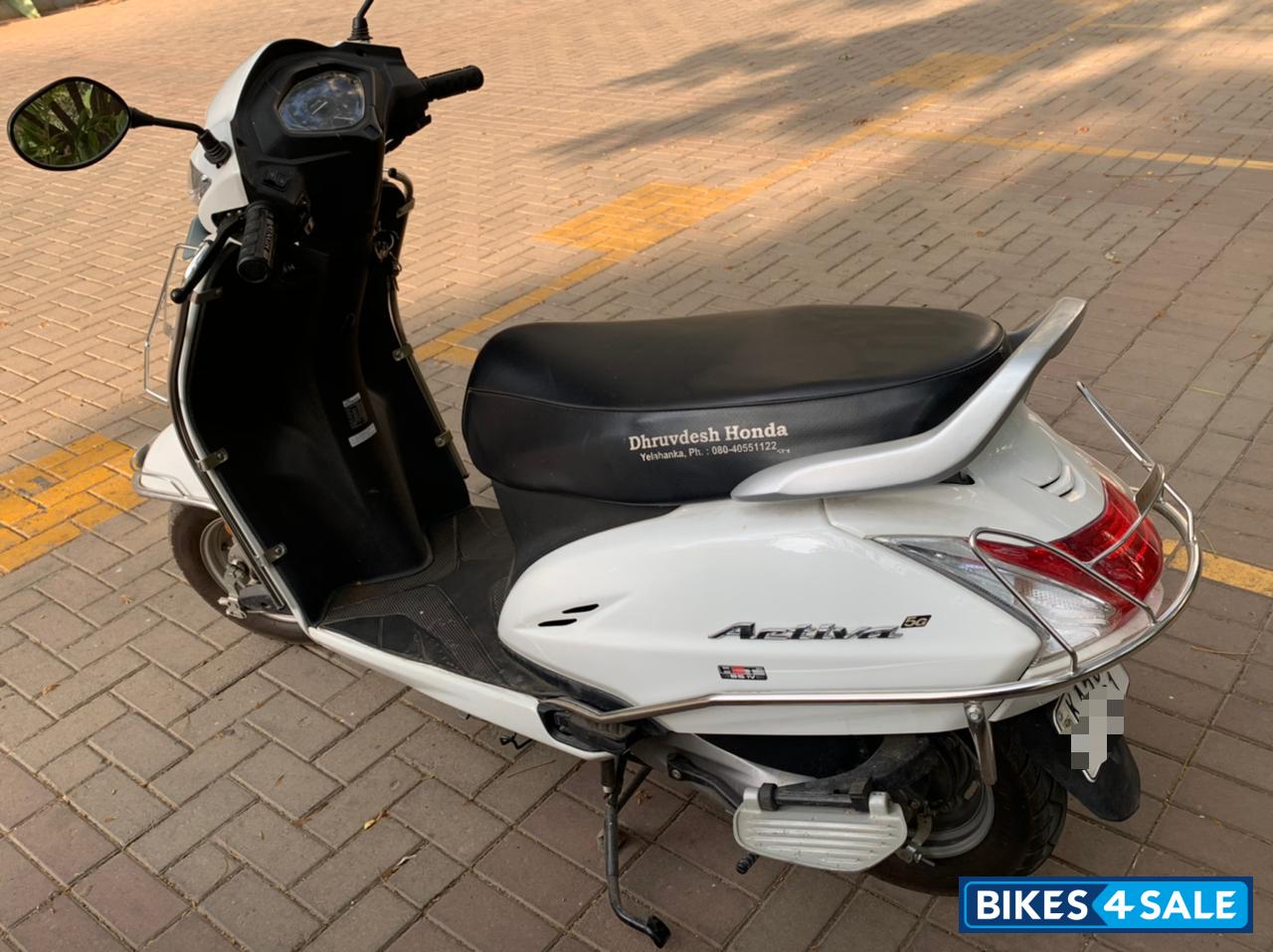 White Honda Activa 5G White Honda Activa 5G