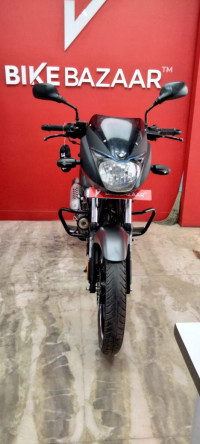 Bajaj Pulsar 125 Neon