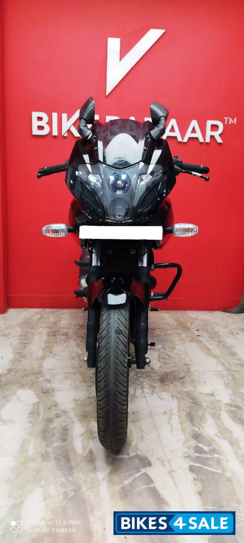Bajaj Pulsar 220F