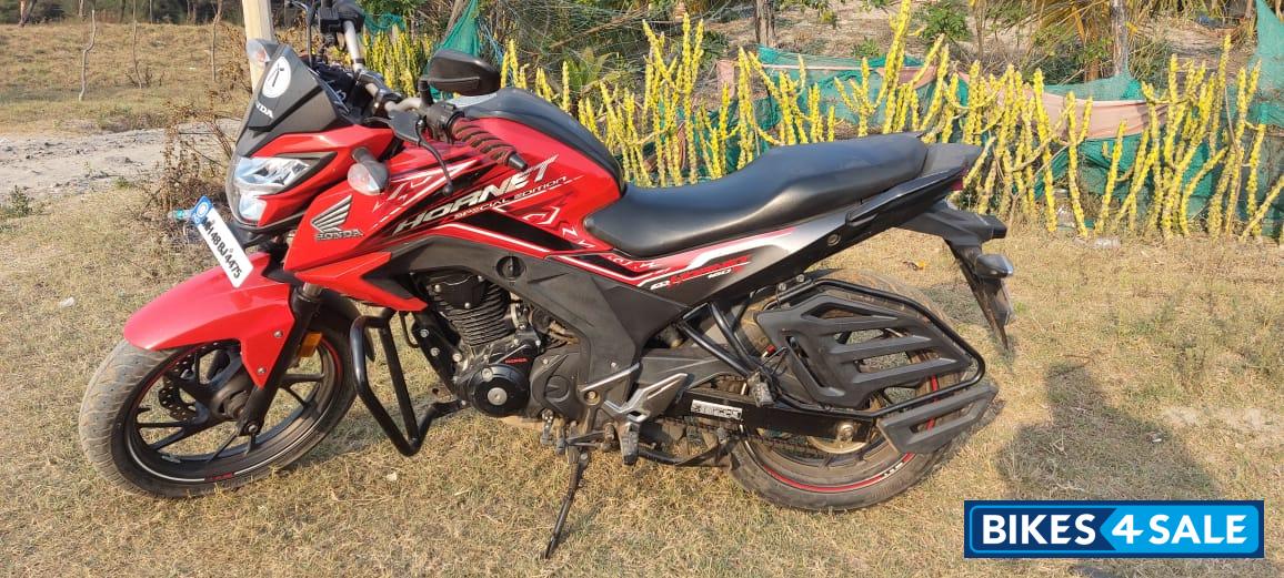 Red Honda CB Hornet 160R ABS