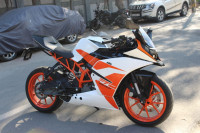 Orange And White KTM RC 200