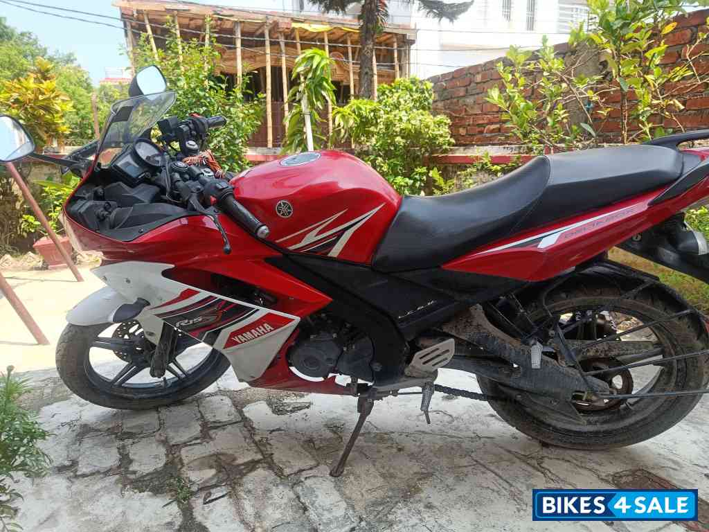Red Yamaha YZF R15 S