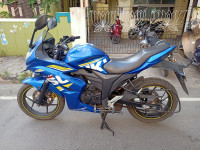 Blue Suzuki Gixxer SF Fi