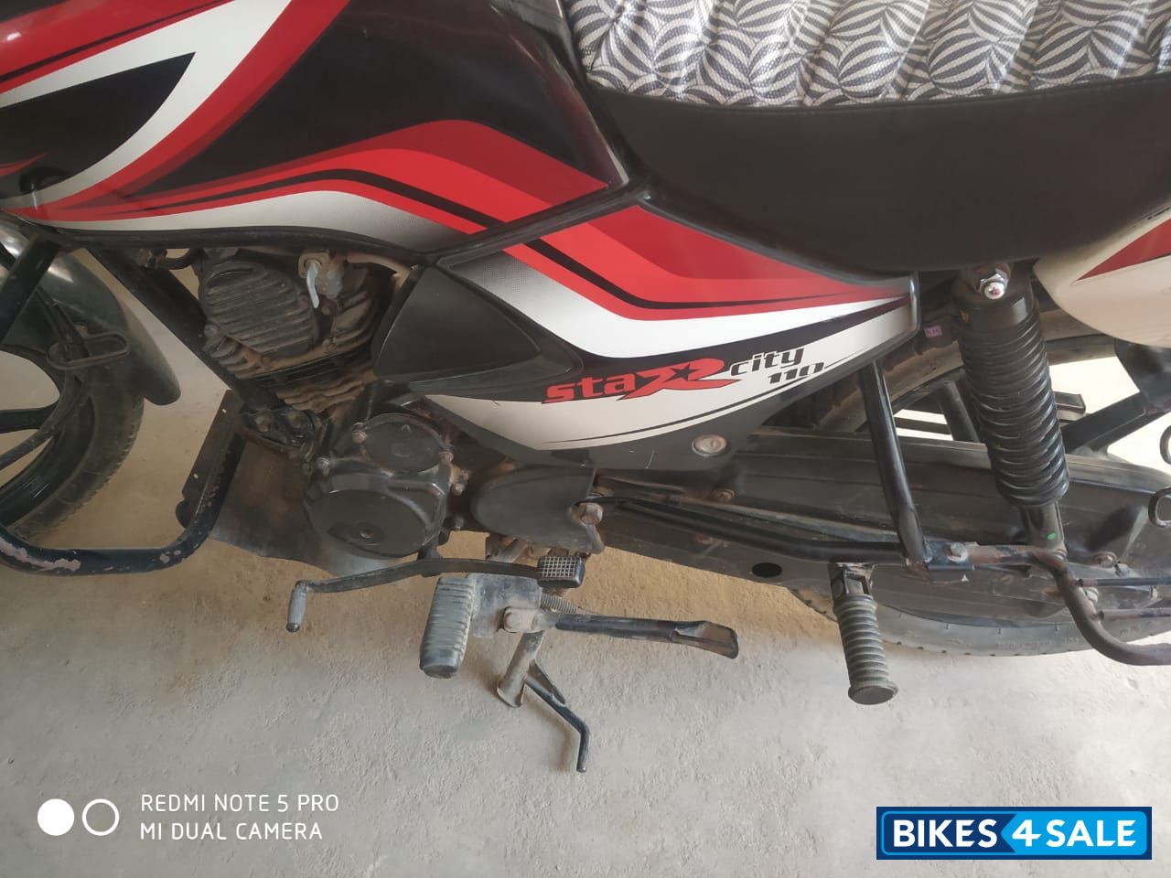 Black TVS Star City Plus BS VI