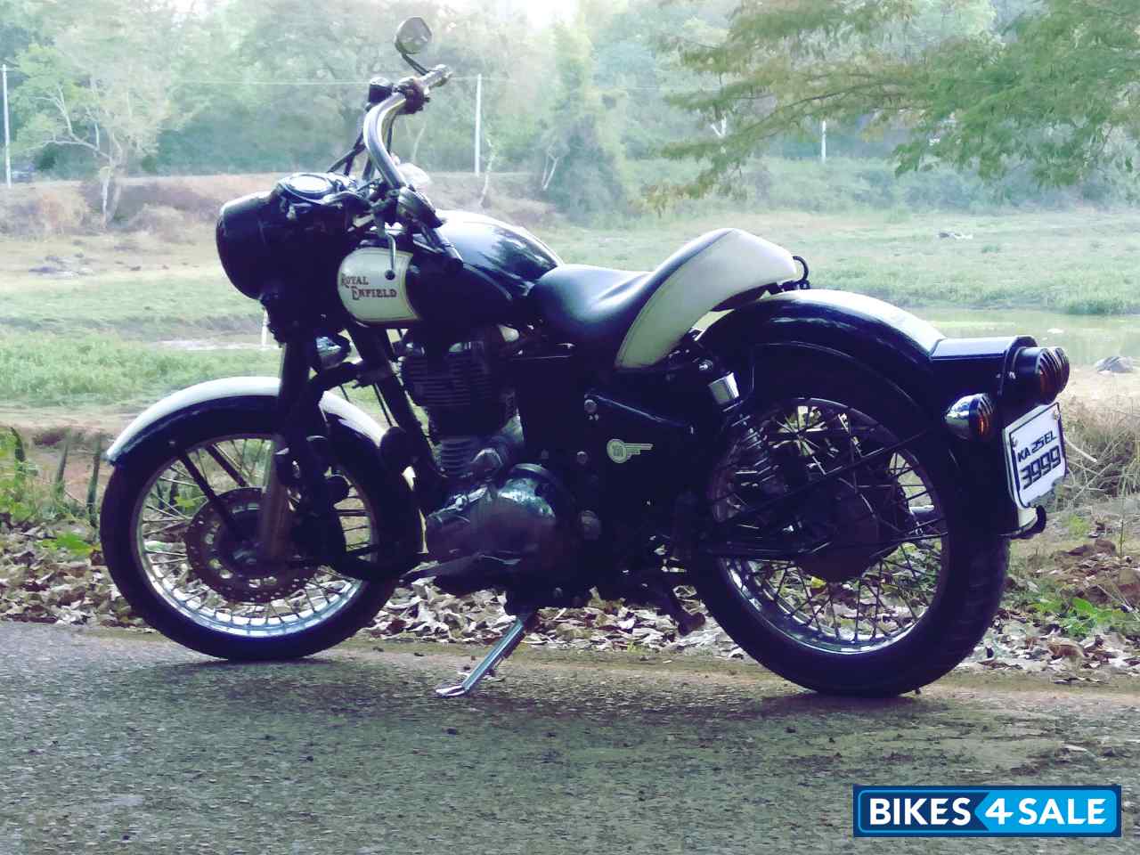 Royal Enfield Classic 350