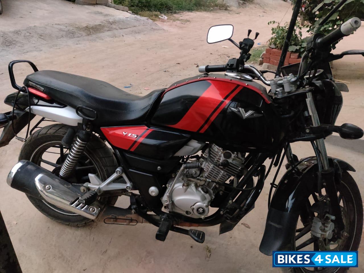 Black/ Red Bajaj V15