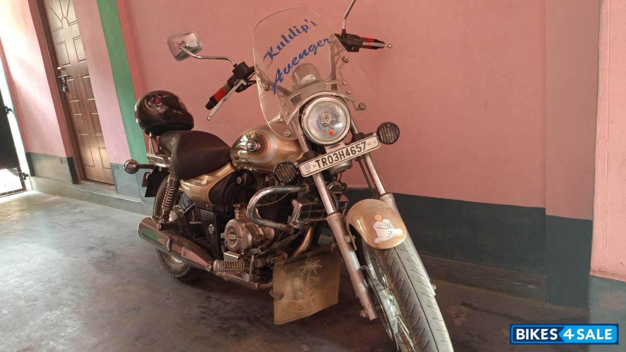 Bajaj Avenger Cruise 220