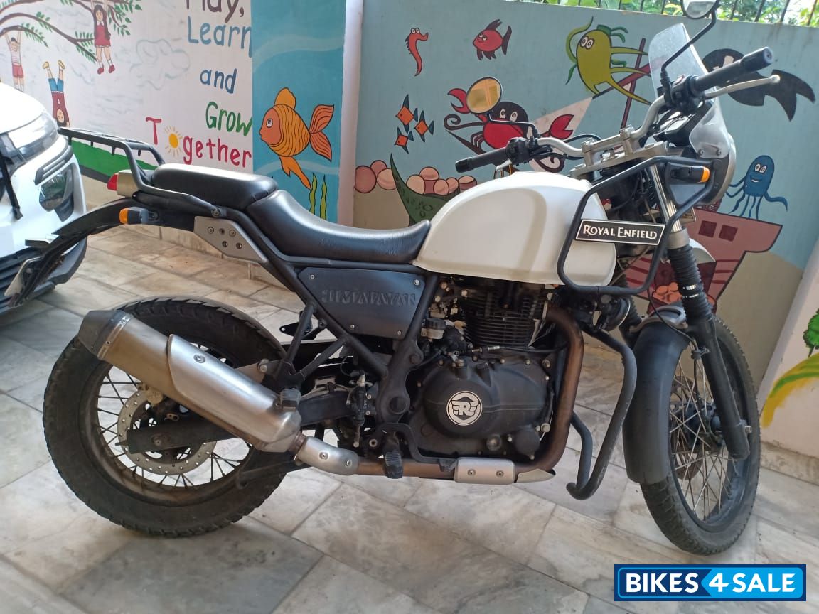 White Royal Enfield Himalayan
