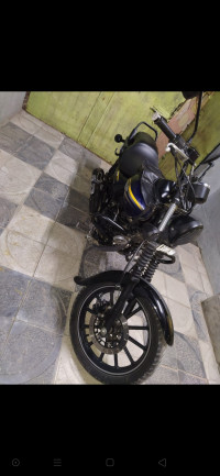 Bajaj Avenger Street 150