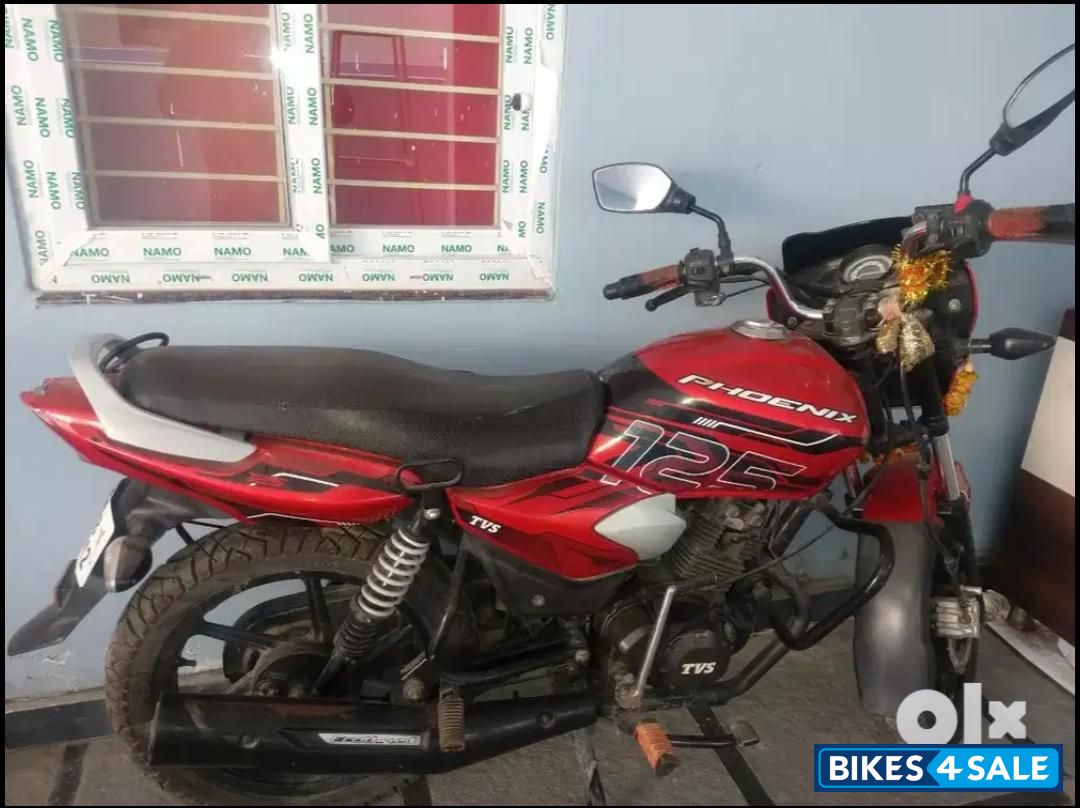 Red TVS Phoenix
