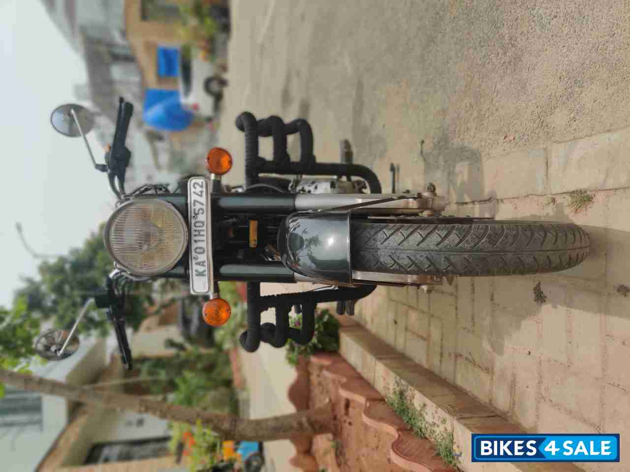 Royal Enfield Classic 500