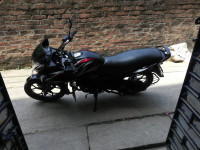Black Bajaj Discover 150 F
