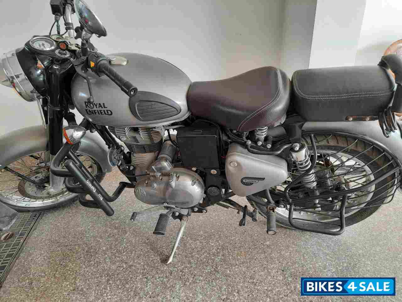 Royal Enfield Classic Gunmetal Grey