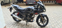 Black Hero Karizma R