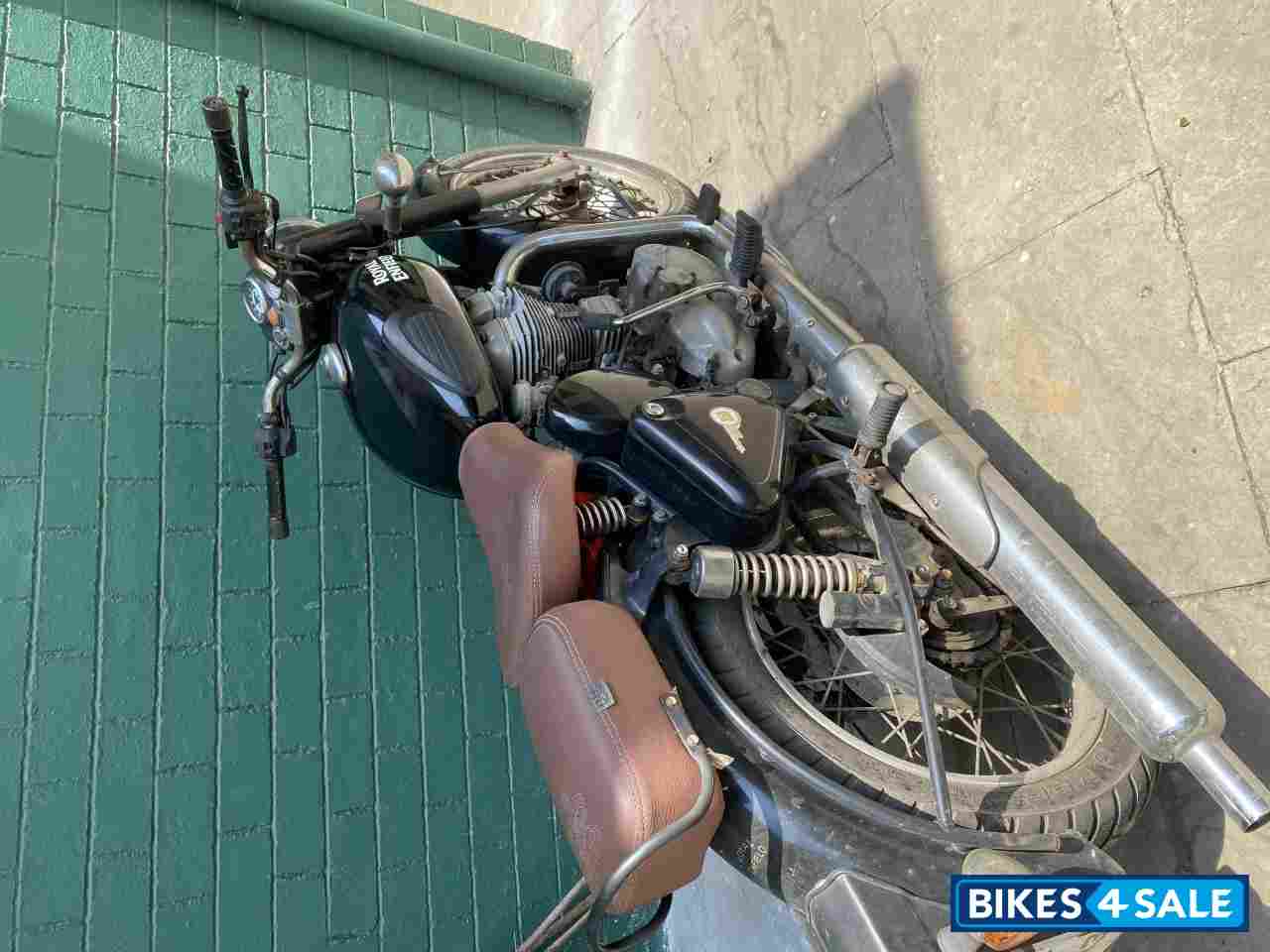 Black Royal Enfield Classic 350