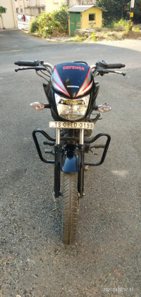 Black Honda CB Shine