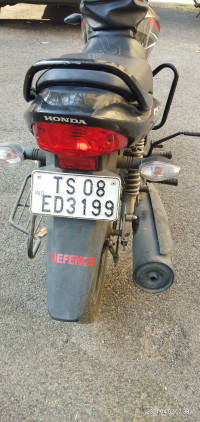 Black Honda CB Shine